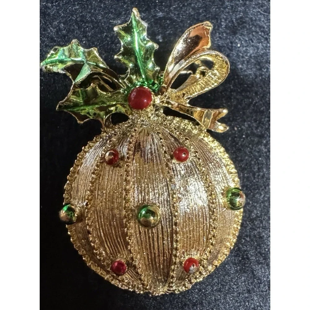 Vintage Gerry's Christmas Ornament Brooch Gold Tone Holiday Bauble Holly Bow Red